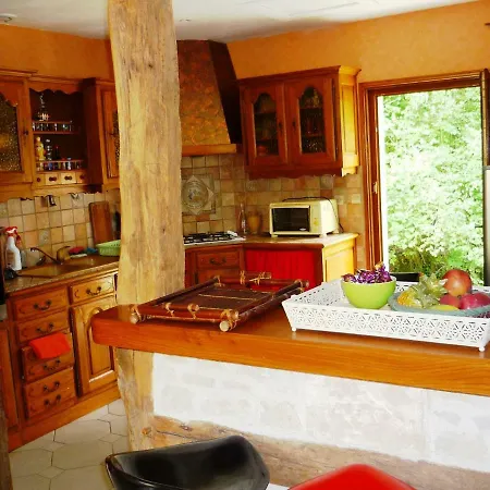 La Martiniere - Au Cours Du Ruisseau *